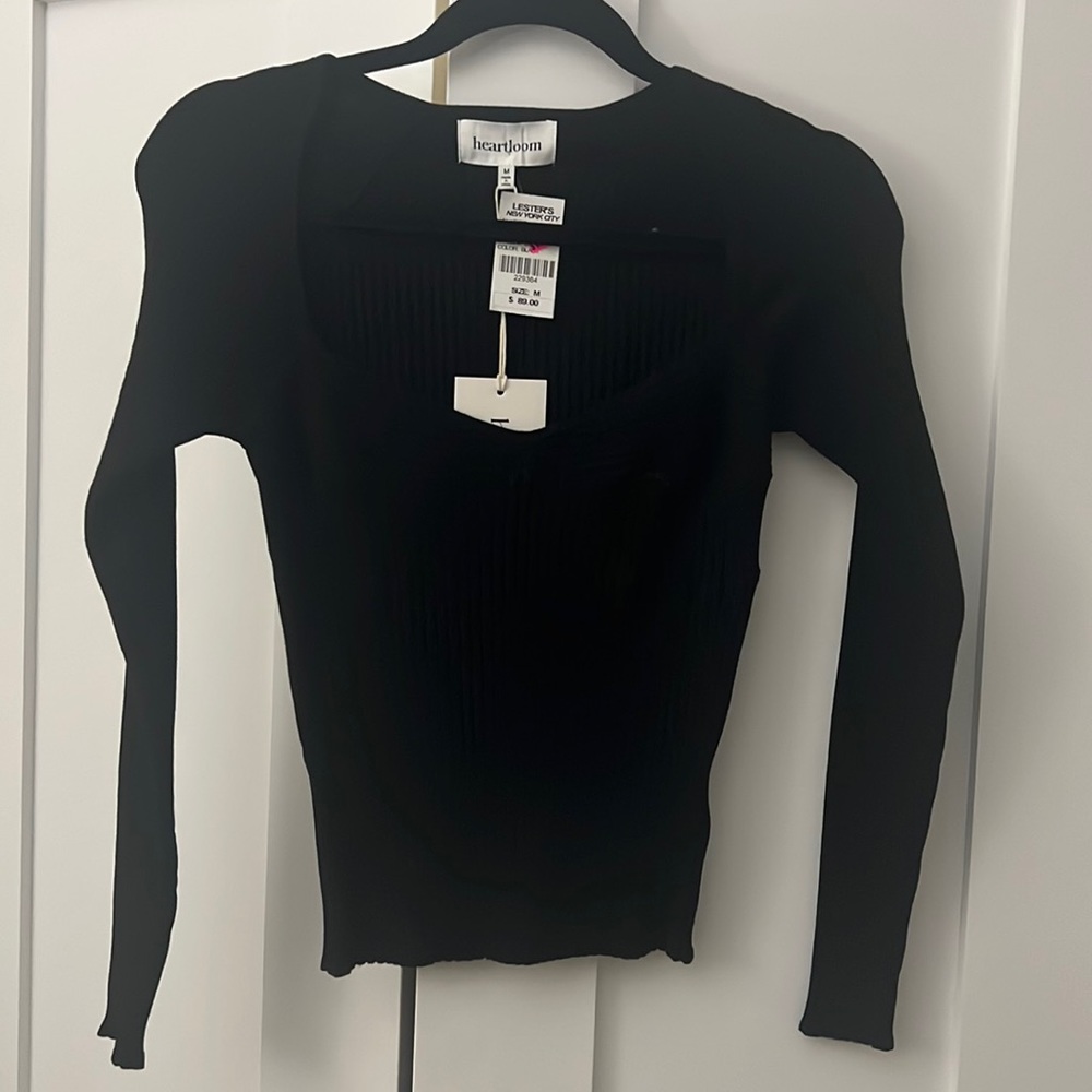 BRAND NEW Heartloom Black ribbed fitted Sweater, Womens size M